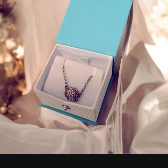 Brighton bracelet two toned with stones B charm come in gift box good Look - Picture 5 of 16